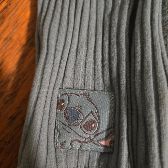 Stitch 9-12 month Disney baby outfit - Picture 2 of 5